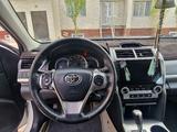 Toyota Camry 2013 годаүшін6 750 000 тг. в Актобе – фото 4