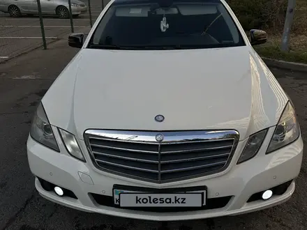 Mercedes-Benz E 200 2011 года за 7 500 000 тг. в Алматы – фото 3