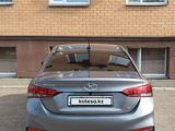 Hyundai Accent 2018 года за 6 400 000 тг. в Петропавловск – фото 5