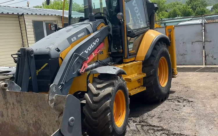 Volvo  BL 2015 года за 25 000 000 тг. в Алматы