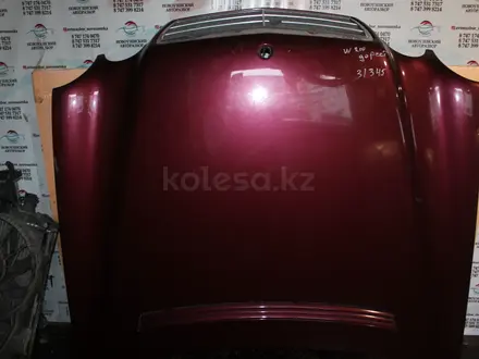 Капот мерседес w210 за 75 000 тг. в Караганда