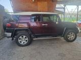 Toyota FJ Cruiser 2006 годаүшін14 000 000 тг. в Алматы