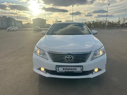 Toyota Camry 2013 года за 9 000 000 тг. в Атырау – фото 19