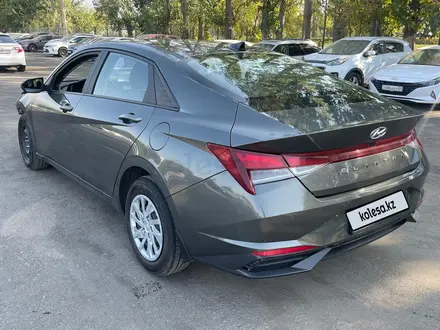 Hyundai Elantra 2023 года за 5 802 225 тг. в Алматы – фото 6