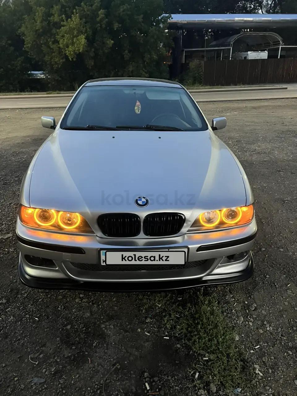 BMW 5 Series, 2001