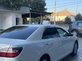 Toyota Camry 2015 года за 11 400 000 тг. в Жетысай – фото 5