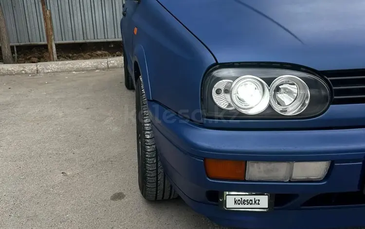 Volkswagen Golf 1993 годаүшін1 700 000 тг. в Алматы