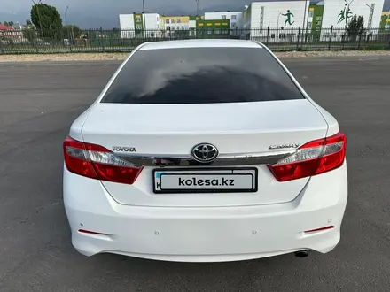 Toyota Camry 2014 года за 8 100 000 тг. в Алматы – фото 3