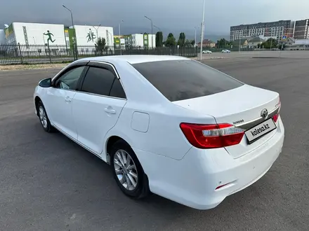Toyota Camry 2014 года за 8 100 000 тг. в Алматы – фото 4