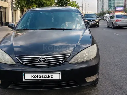 Toyota Camry 2006 года за 3 600 000 тг. в Караганда – фото 2