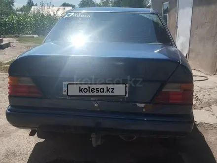 Mercedes-Benz E 230 1989 года за 650 000 тг. в Алматы – фото 18