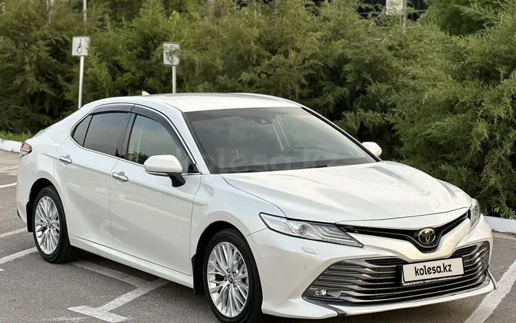 Toyota Camry 2020 годаүшін16 200 000 тг. в Шымкент