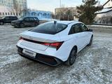 Hyundai Elantra 2024 годаfor11 800 000 тг. в Астана – фото 3