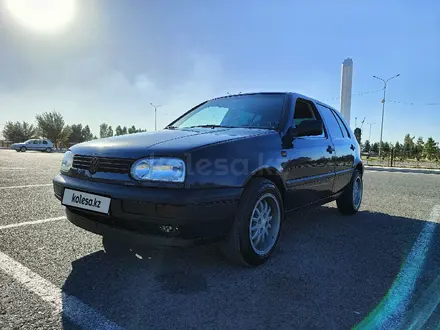 Volkswagen Golf 1995 года за 1 800 000 тг. в Тараз – фото 9