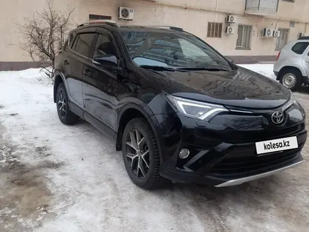 Toyota RAV4 2018 годаүшін13 000 000 тг. в Уральск – фото 2