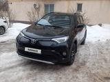 Toyota RAV4 2018 года за 13 000 000 тг. в Уральск