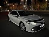 Toyota Camry 2019 годаүшін12 950 000 тг. в Астана – фото 2