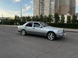 Mercedes-Benz E 320 1994 годаfor4 950 000 тг. в Шымкент – фото 4