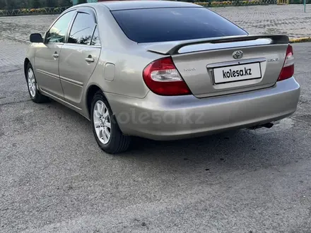 Toyota Camry 2002 годаүшін4 750 000 тг. в Семей – фото 2