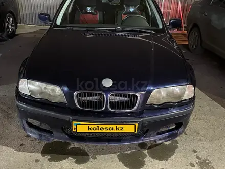 BMW 320 2000 года за 2 000 000 тг. в Атырау – фото 9