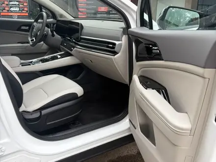 Kia Sportage 2025 года за 14 800 000 тг. в Алматы – фото 18