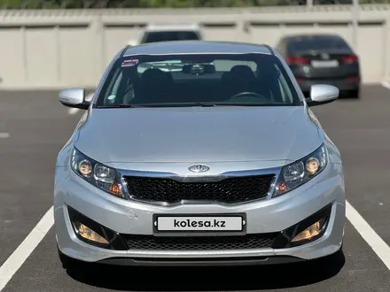 Kia K5 2012 года за 7 650 000 тг. в Алматы – фото 2