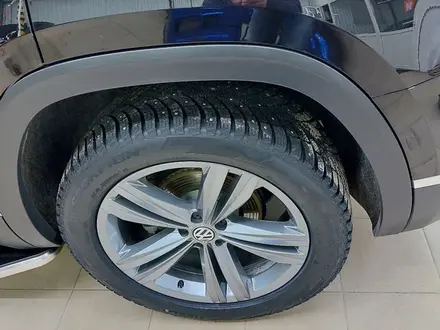 Volkswagen Teramont 2019 года за 24 500 000 тг. в Уральск – фото 13