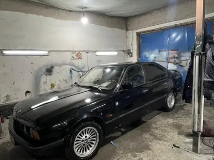 BMW 525 1989 года за 1 500 000 тг. в Алматы