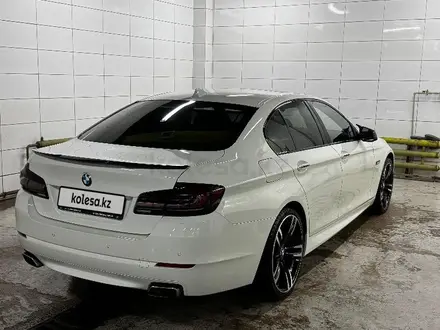 BMW 550 2012 года за 14 500 000 тг. в Астана – фото 11