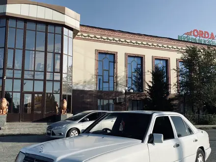 Mercedes-Benz E 220 1994 года за 1 750 000 тг. в Кызылорда