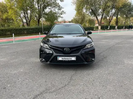 Toyota Camry 2019 года за 13 000 000 тг. в Шымкент – фото 8