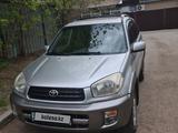 Toyota RAV4 2001 года за 5 400 000 тг. в Астана