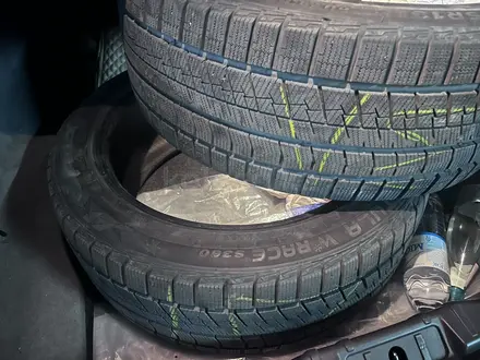 Зимняя резина 245/45R19 за 20 000 тг. в Алматы