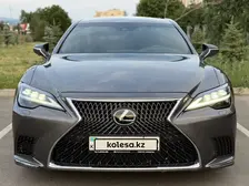 Lexus ls-500, 2021