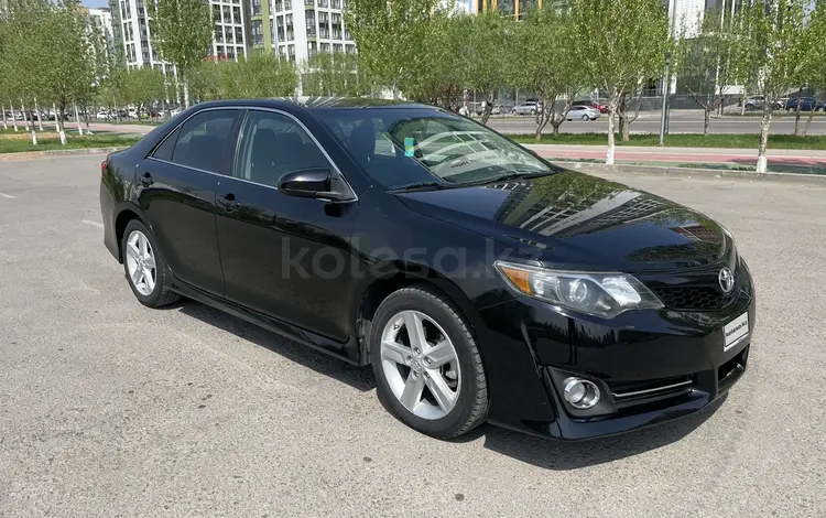 Toyota Camry 2013 года за 9 000 000 тг. в Астана