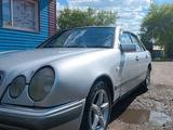 Mercedes-Benz E 230 1995 года за 1 700 000 тг. в Петропавловск – фото 2