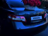 Toyota Camry 2011 года за 7 300 000 тг. в Петропавловск – фото 2