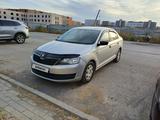 Skoda Rapid 2014 годаfor3 750 000 тг. в Актобе – фото 3