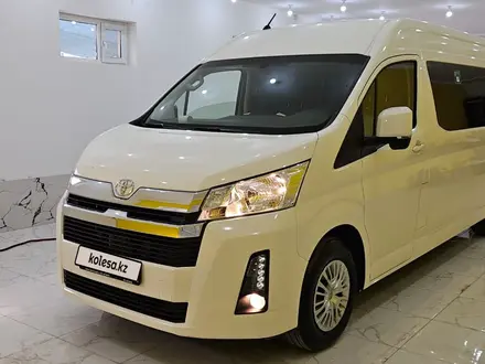 Toyota Hiace 2023 года за 26 500 000 тг. в Туркестан