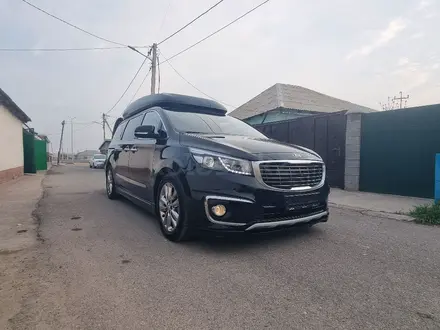 Kia Carnival 2015 года за 12 300 000 тг. в Шымкент – фото 11