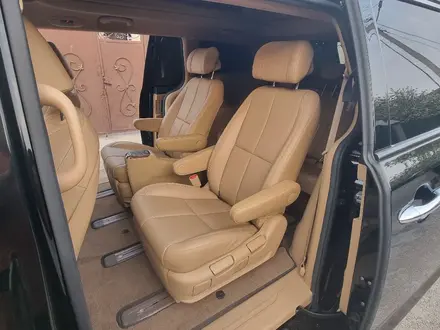 Kia Carnival 2015 года за 12 300 000 тг. в Шымкент – фото 20