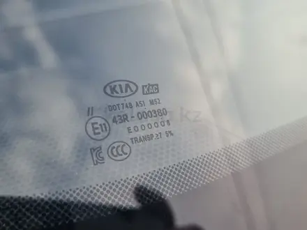 Kia Carnival 2015 года за 12 300 000 тг. в Шымкент – фото 88