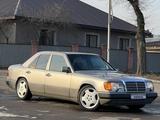 Mercedes-Benz E 200 1990 года за 3 800 000 тг. в Алматы – фото 3