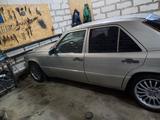 Mercedes-Benz E 260 1991 года за 650 000 тг. в Актобе – фото 5