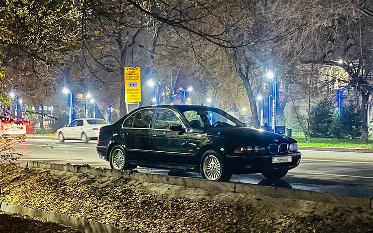 BMW 523 1999 годаүшін3 600 000 тг. в Алматы