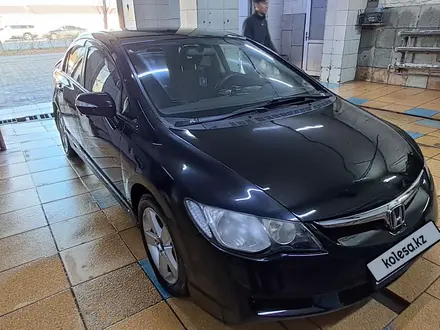 Honda Civic 2008 года за 4 000 000 тг. в Астана – фото 2