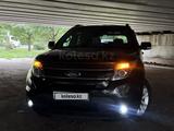 Ford Explorer 2013 года за 9 900 000 тг. в Астана – фото 2