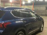 Hyundai Santa Fe 2018 годаүшін10 000 000 тг. в Шымкент
