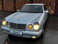 Mercedes-Benz E 230 1996 годаүшін3 300 000 тг. в Астана – фото 2