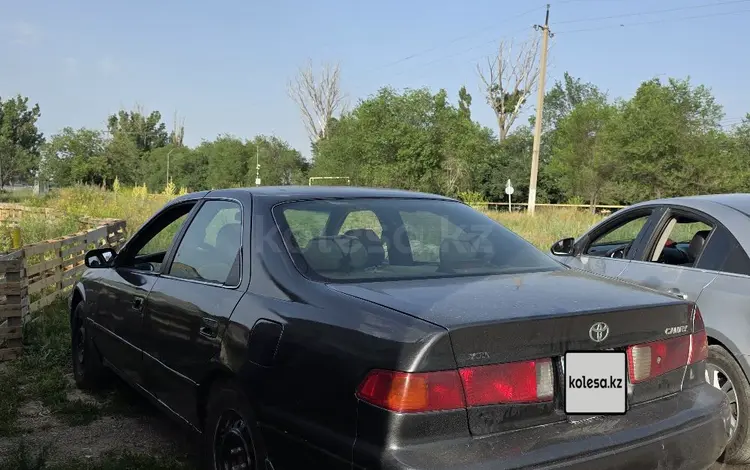Toyota Camry 2001 годаүшін2 500 000 тг. в Алматы